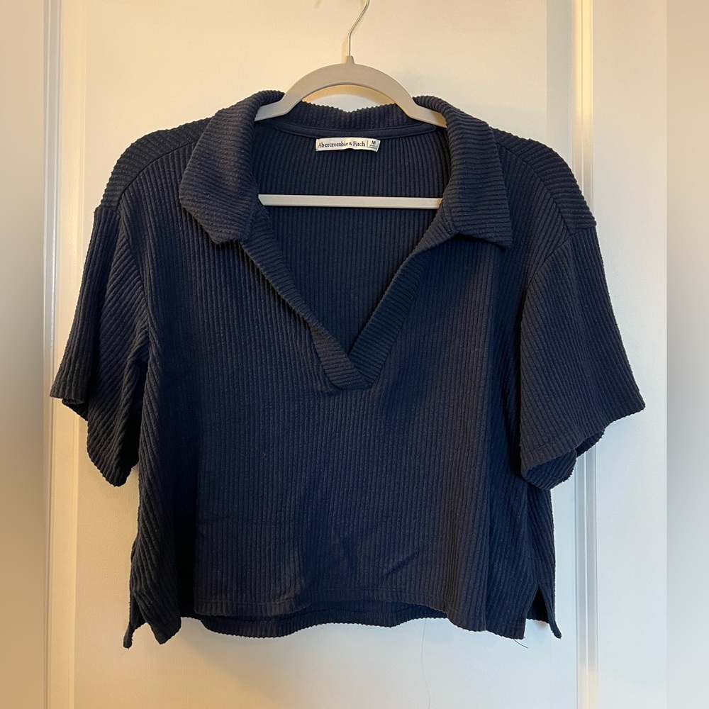 Abercrombie and Fitch Cropped Navy V-Neck Top